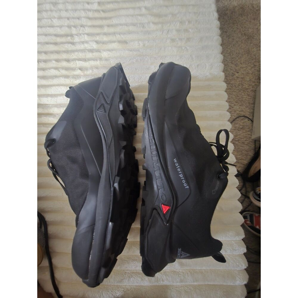Men's shoes by Humtto size 13
